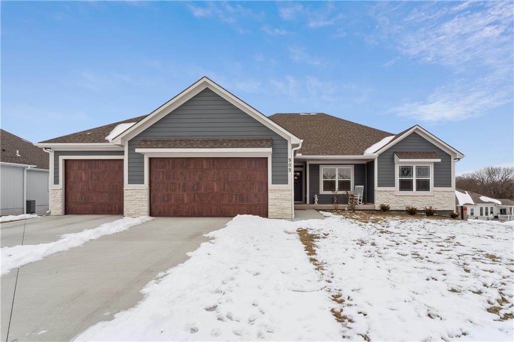 909 Captain Merriman Drive — photo 8