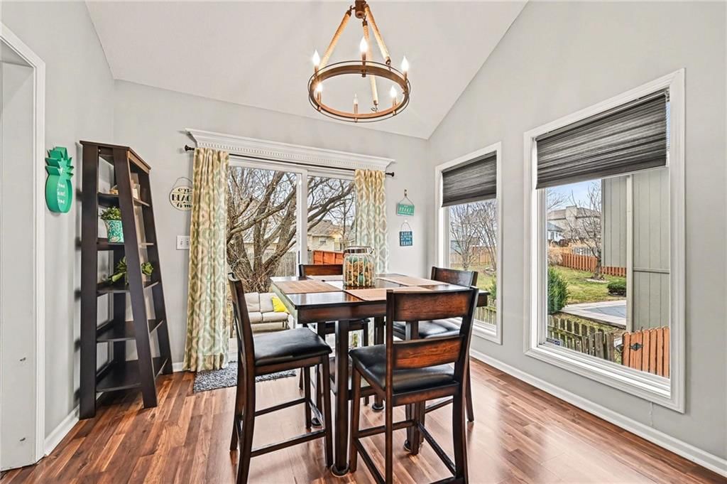 11243 N Madison Avenue — photo 8