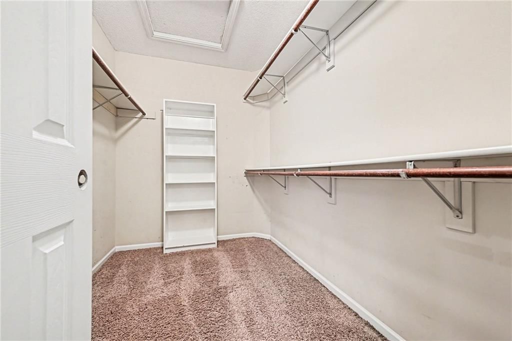 11243 N Madison Avenue — photo 17