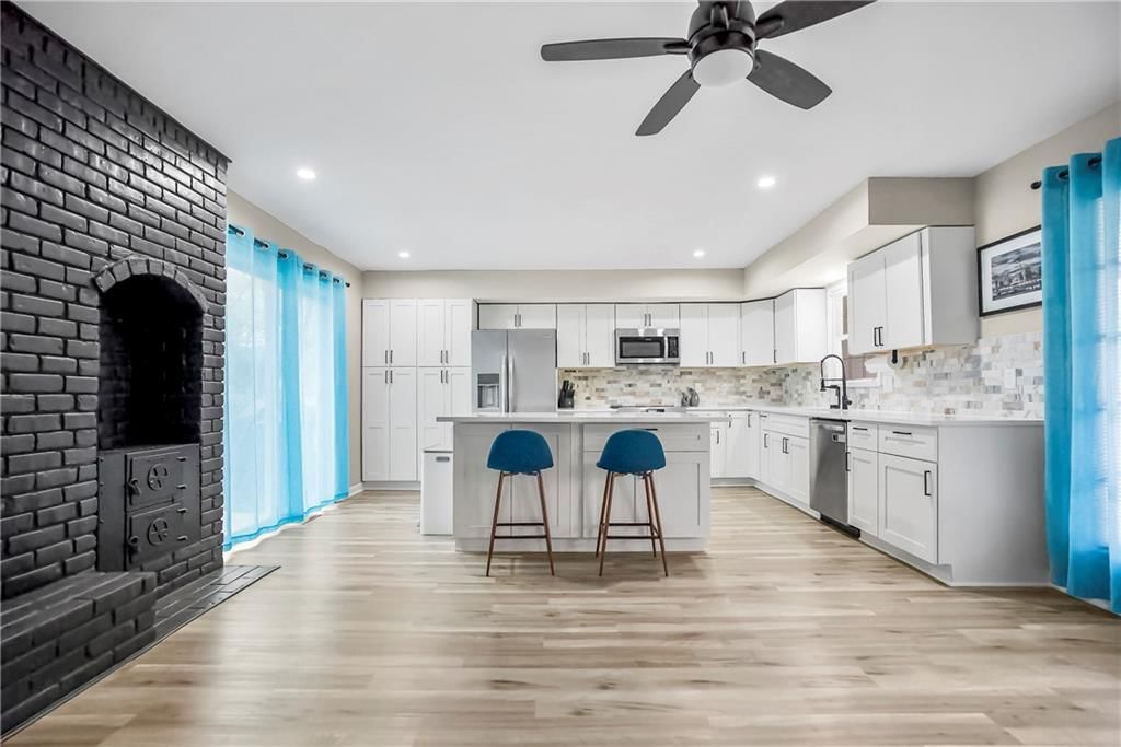 8641 Broadmoor Street — photo 13