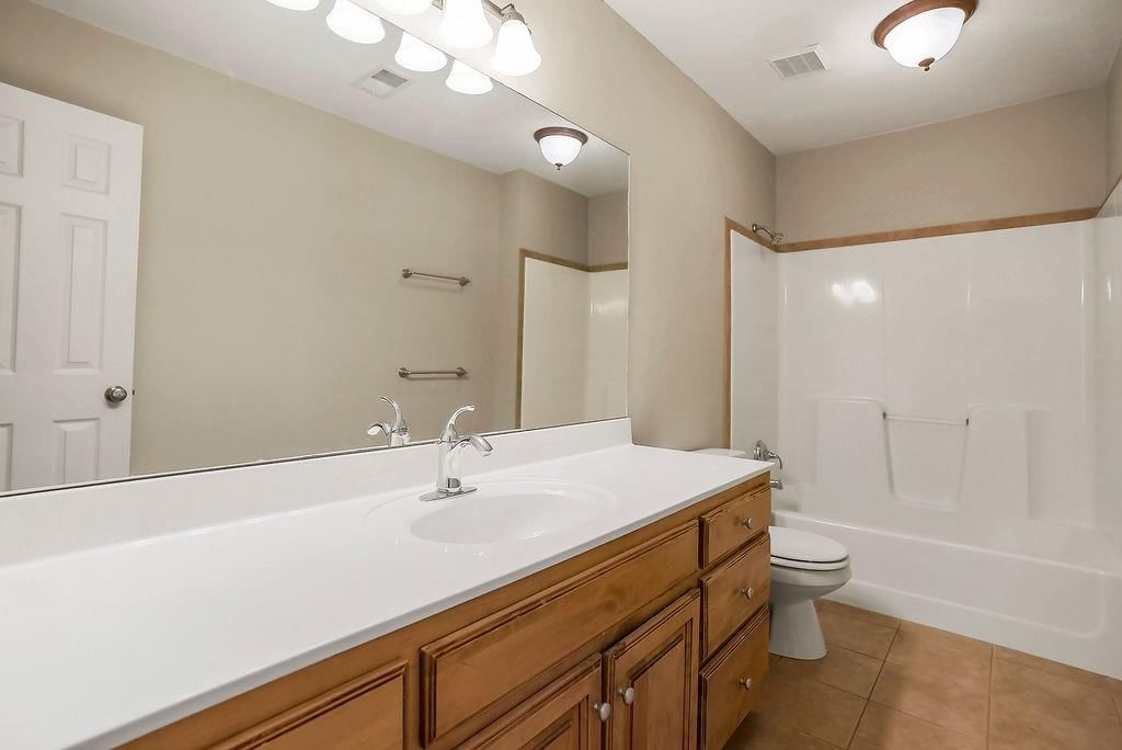 21703 W 57th Terrace — photo 27