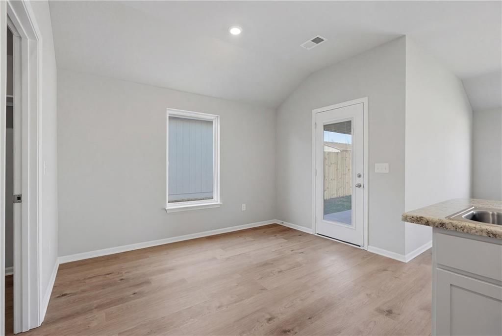 20240 W 194th Terrace — photo 12