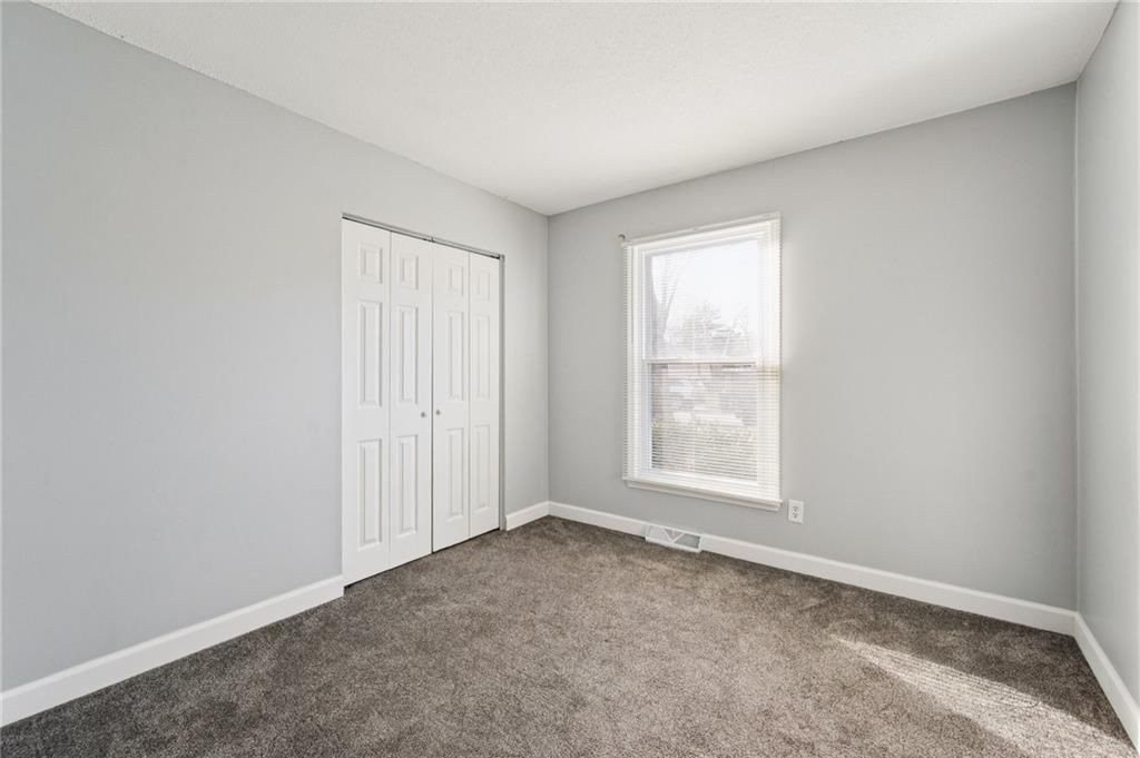 101 SE BRENTWOOD Drive — photo 18