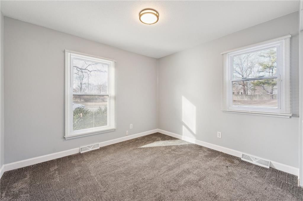 101 SE BRENTWOOD Drive — photo 20