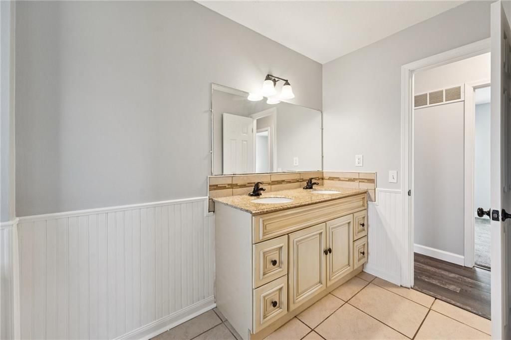 101 SE BRENTWOOD Drive — photo 24