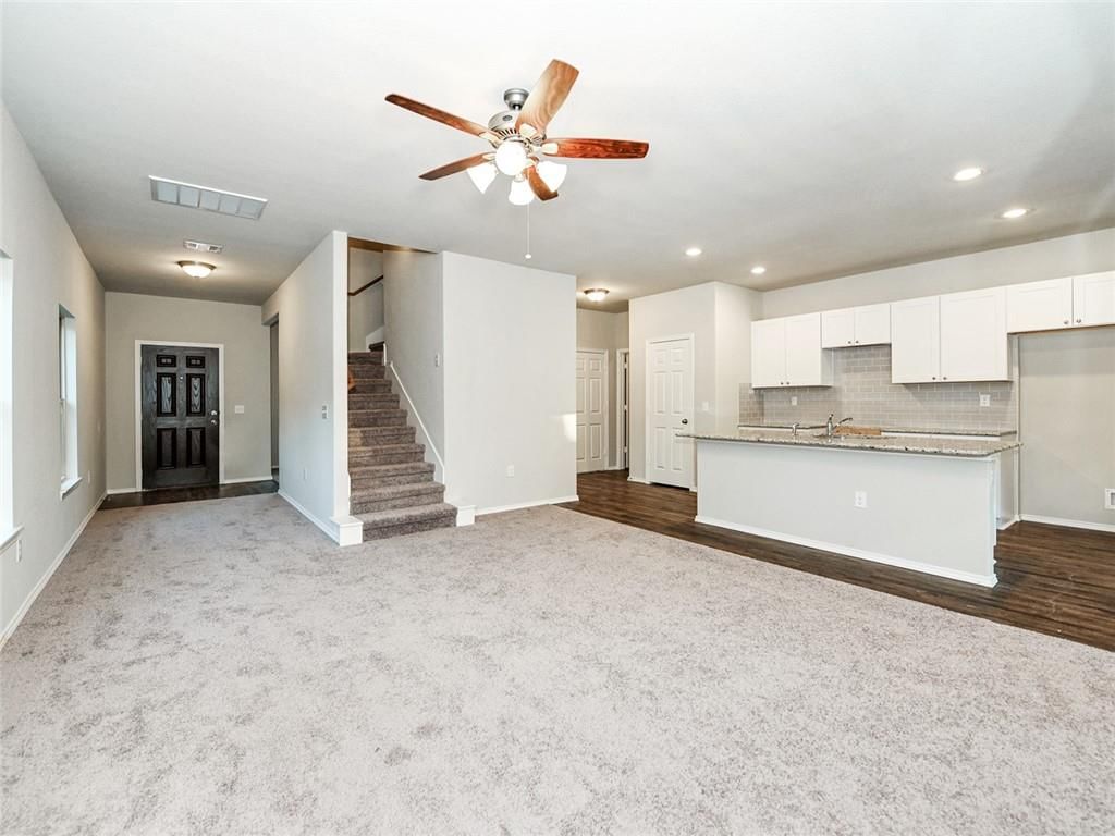 861 N Buckeye Street — photo 5