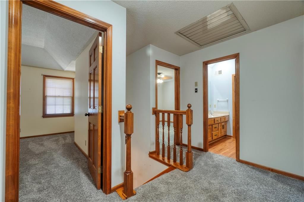12201 Carter Street — photo 17