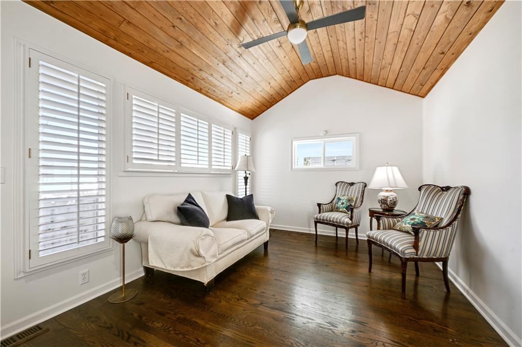 8601 Juniper Lane — photo 23