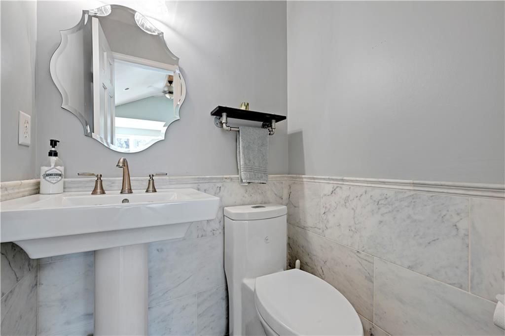 8601 Juniper Lane — photo 34