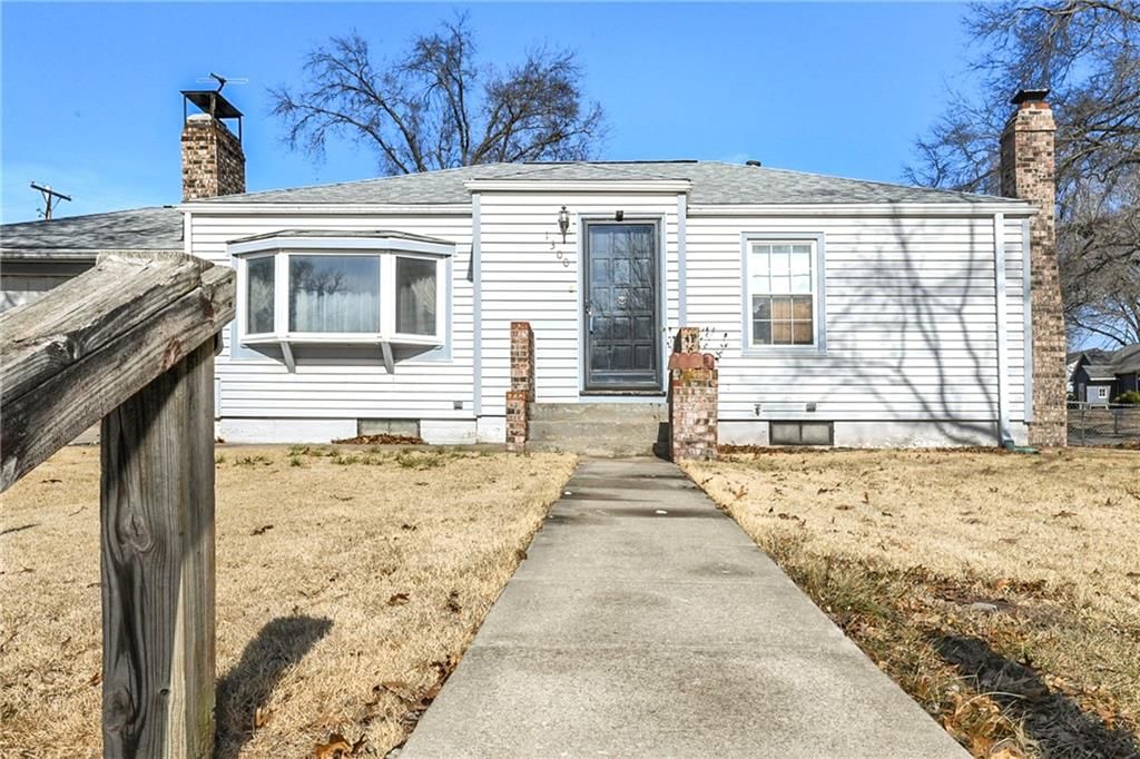 1300 Cherokee Street — photo 3