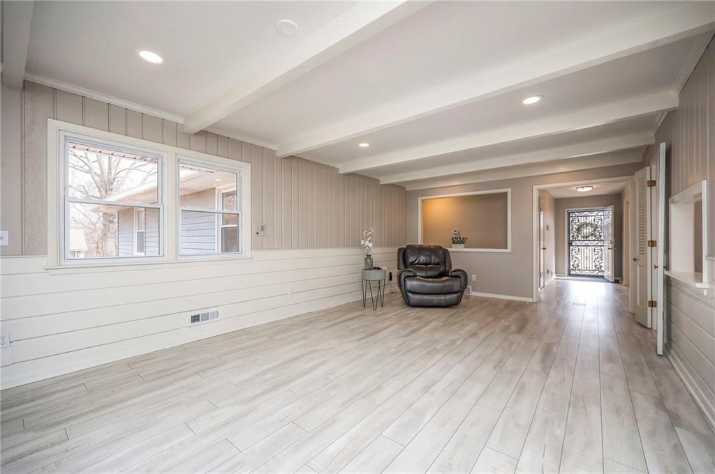 1208 E Red Bridge Road — photo 12