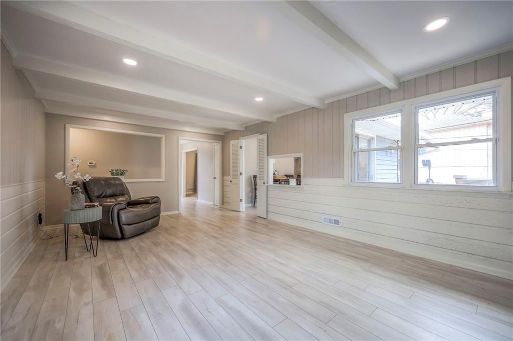 1208 E Red Bridge Road — photo 13