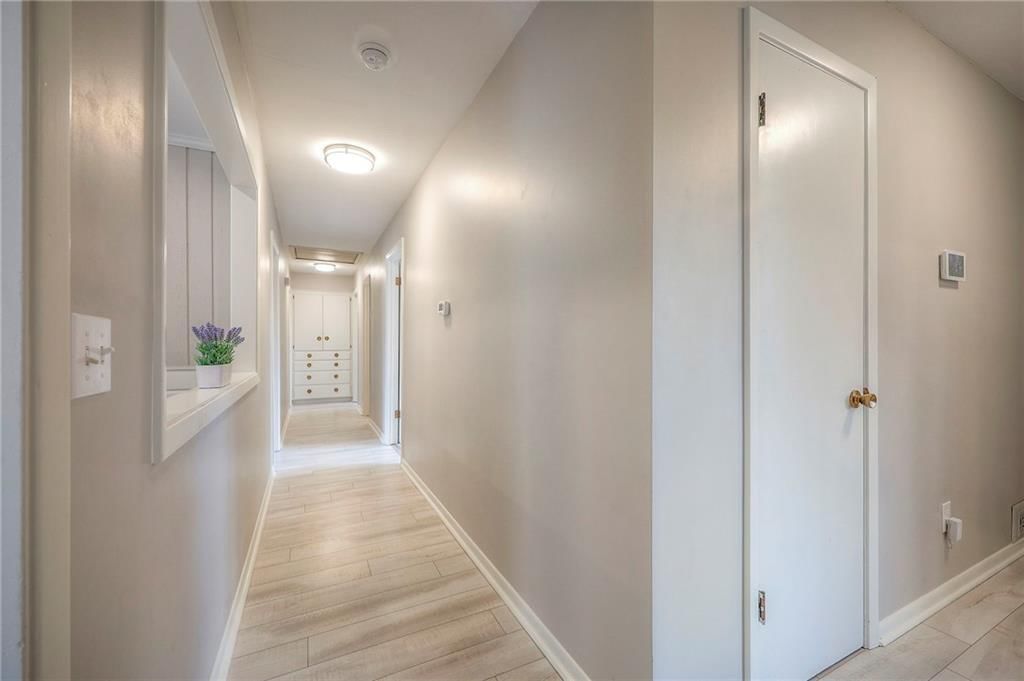 1208 E Red Bridge Road — photo 14