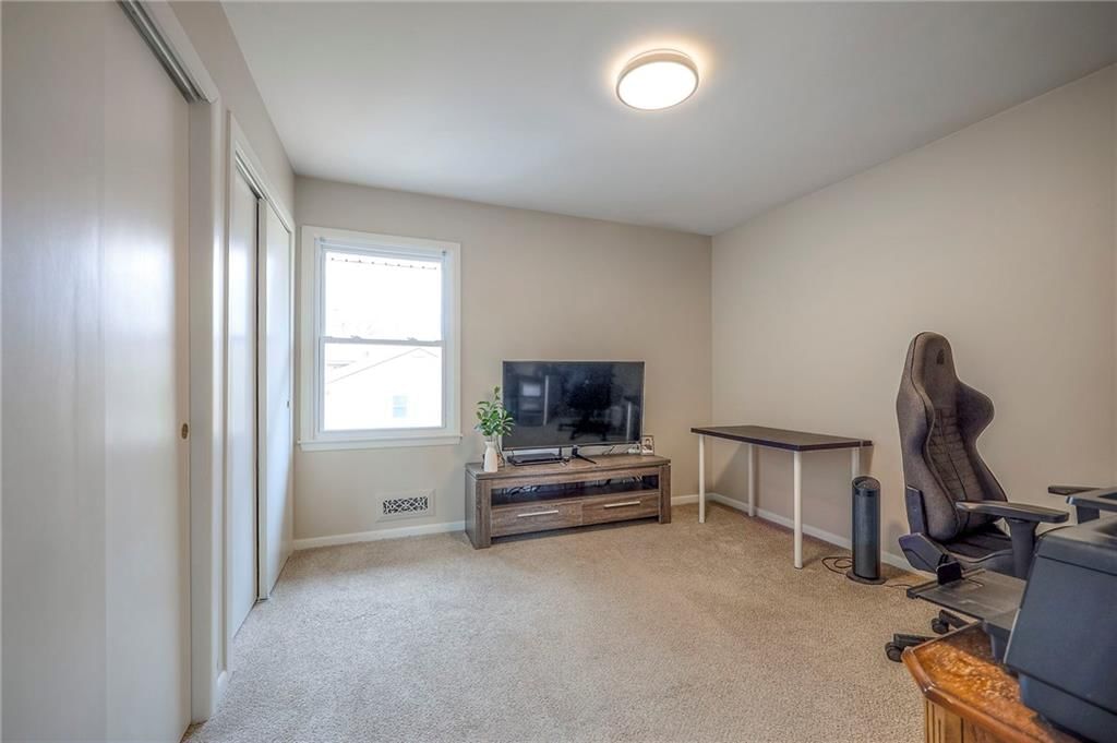 1208 E Red Bridge Road — photo 30