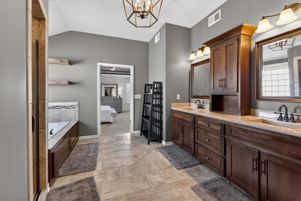 4508 NW Montebella Drive — photo 59