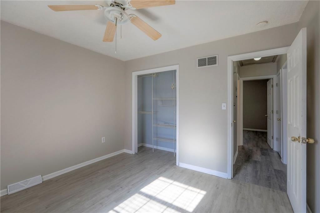 9404-9406 E 83 Street — photo 11