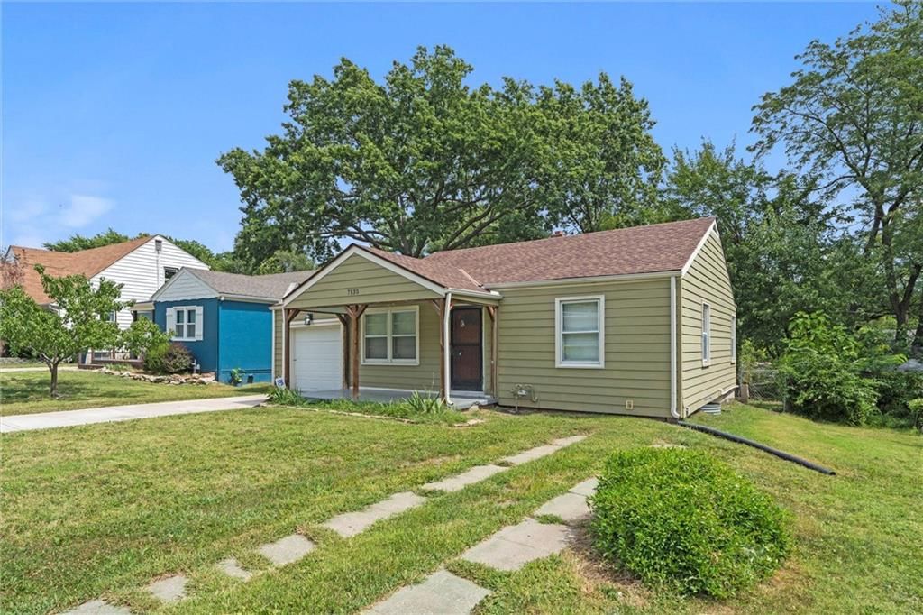 7135 Main Street — photo 2