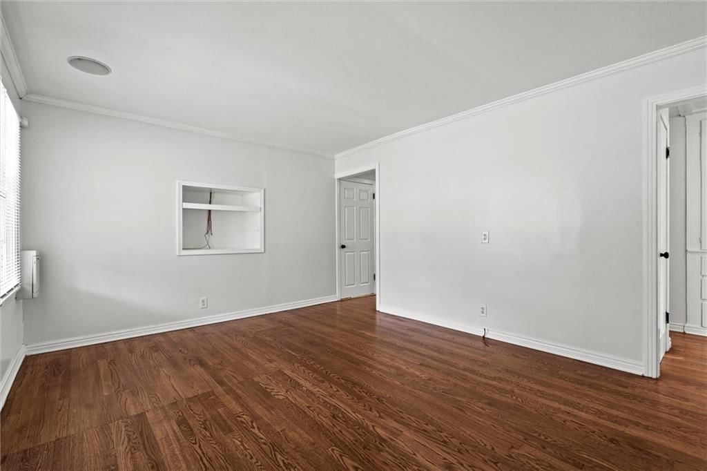 7135 Main Street — photo 3