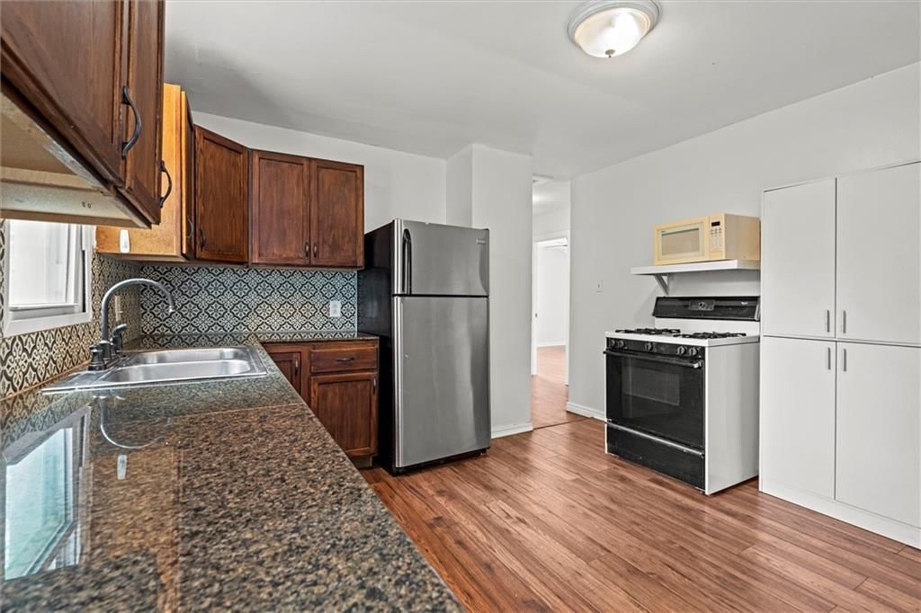 7135 Main Street — photo 8