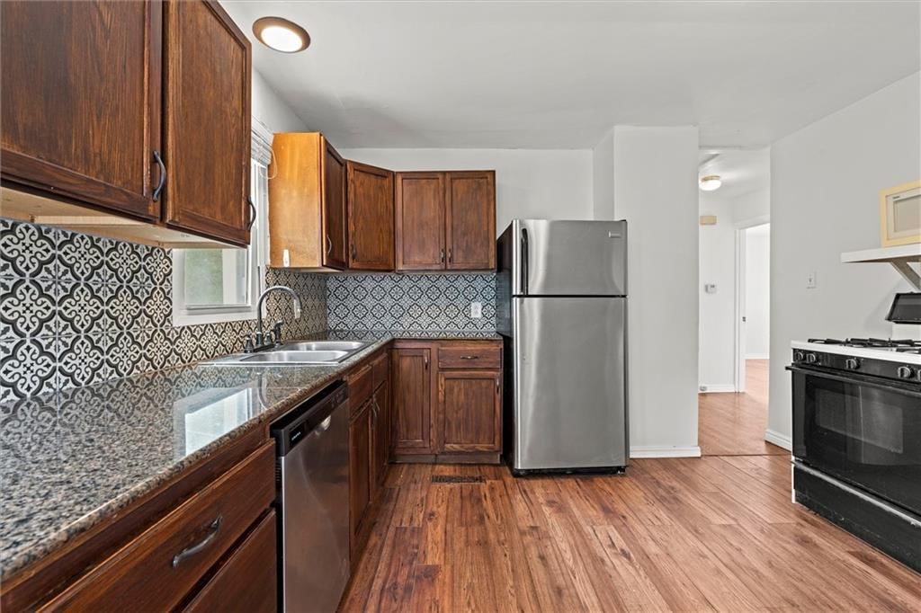 7135 Main Street — photo 9
