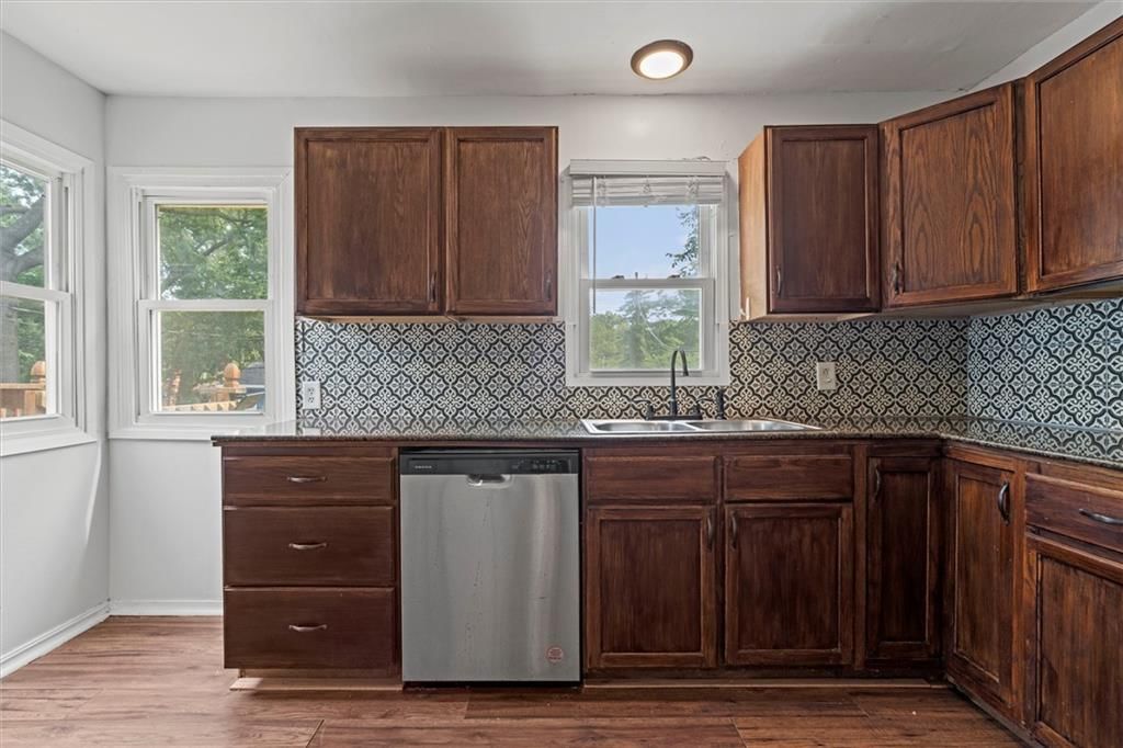 7135 Main Street — photo 11
