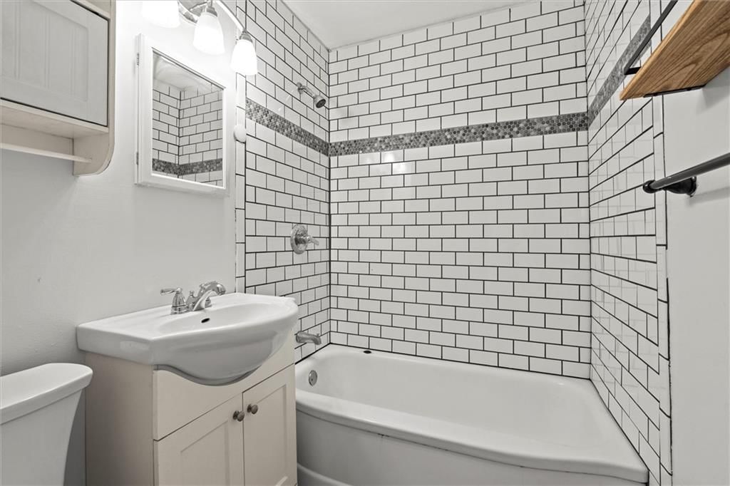 7135 Main Street — photo 21