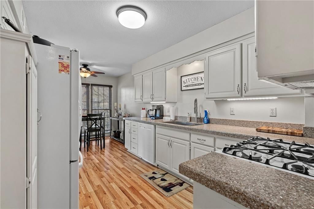 11332 KING Street — photo 10