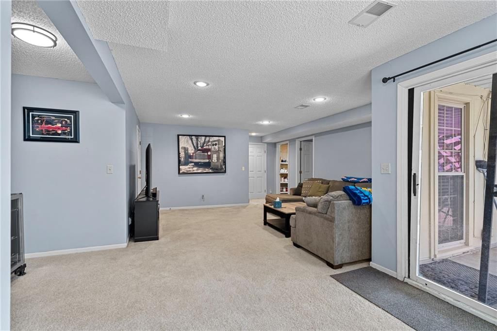 11332 KING Street — photo 19