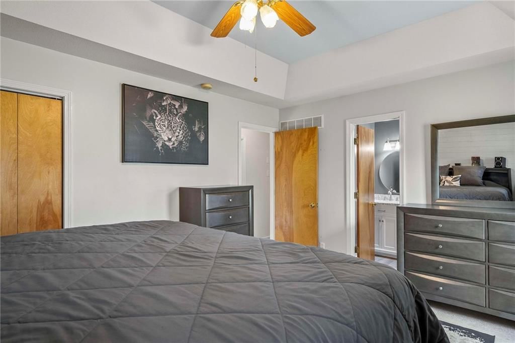 3509 Robin Lane — photo 12