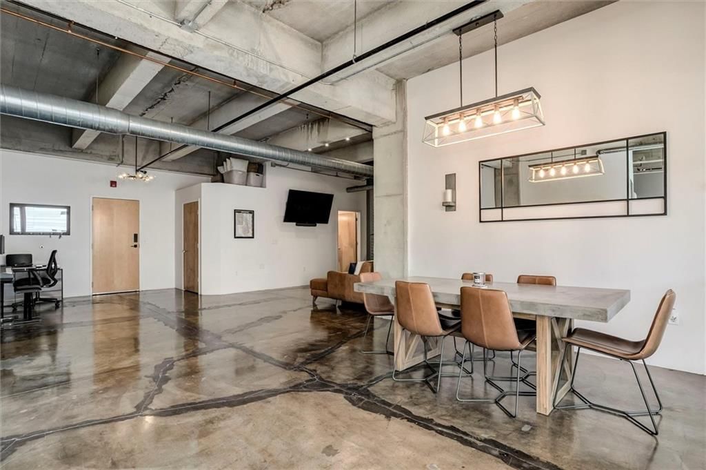 360 W Pershing Road — photo 15