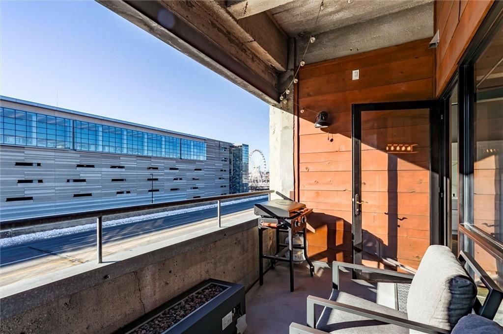 360 W Pershing Road — photo 21