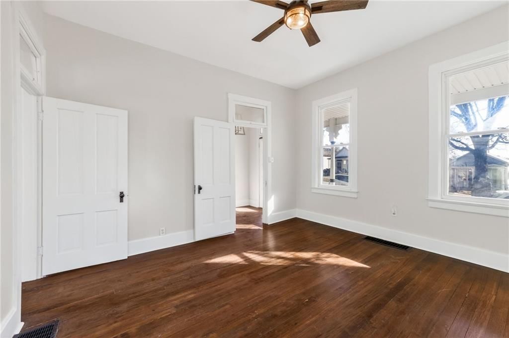 712 Seneca Street — photo 15