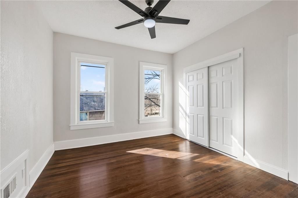 712 Seneca Street — photo 21