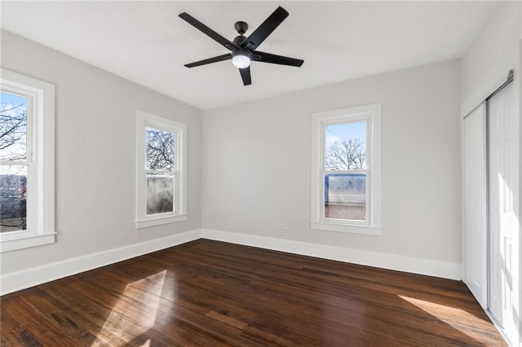 712 Seneca Street — photo 23