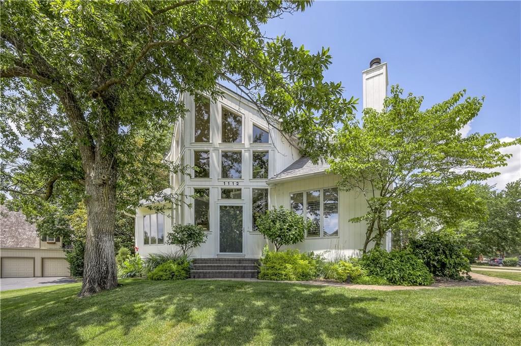 1112 NE Long Ridge Road, Lee's Summit, MO