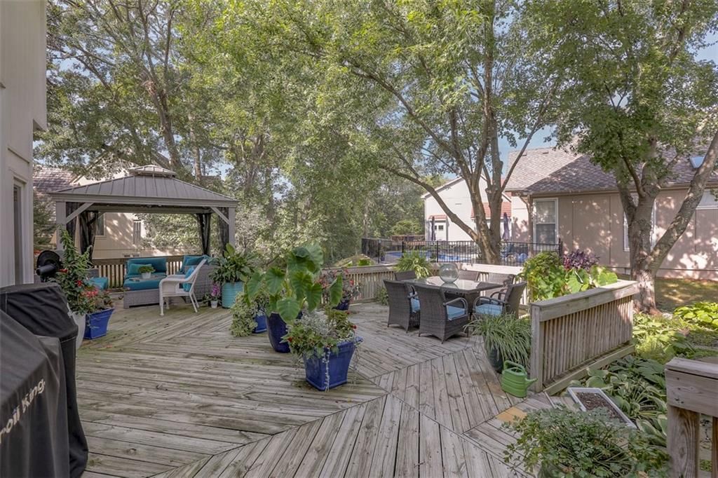 1112 NE Long Ridge Road — photo 33