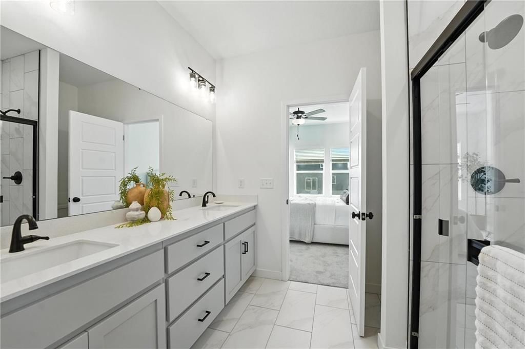 10641 N Jefferson Street — photo 12