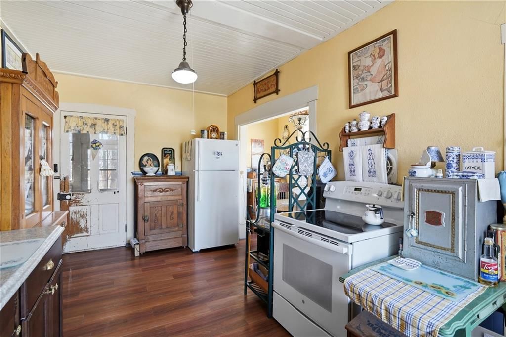 709 Herring Street — photo 31