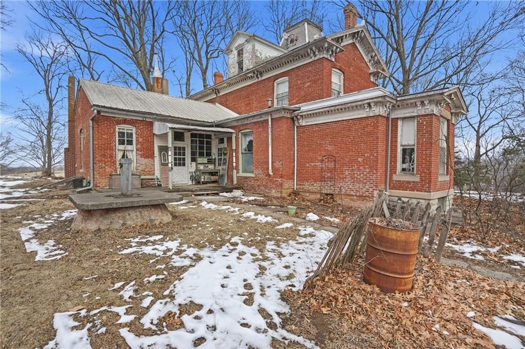 709 Herring Street — photo 59