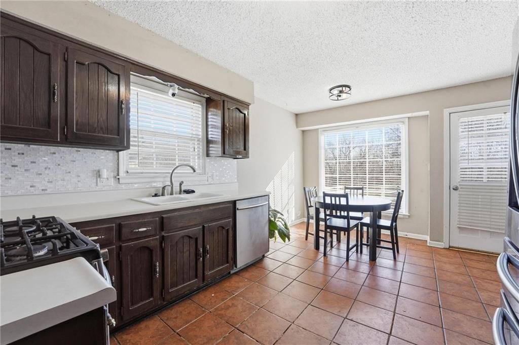 5207 Osage Avenue — photo 14
