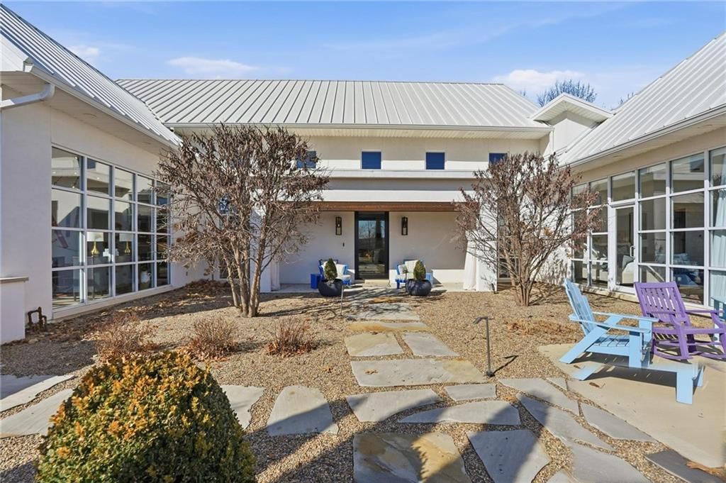 6949 Watson's Country Lane — photo 4