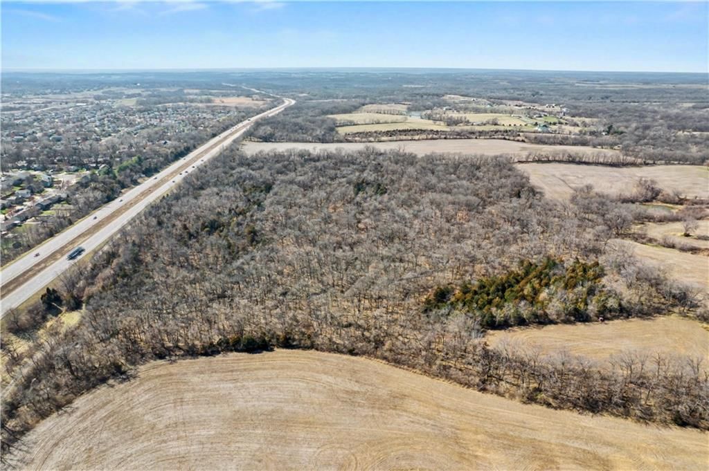 Outer Road West & N Amity Avenue — photo 13