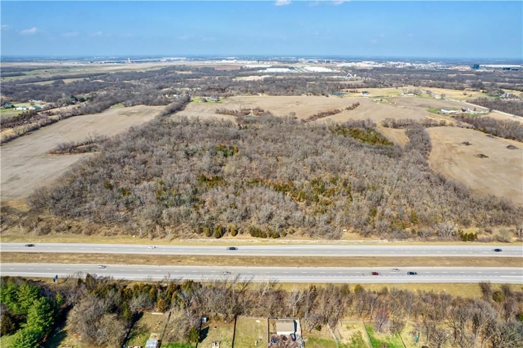 Outer Road West & N Amity Avenue — photo 15