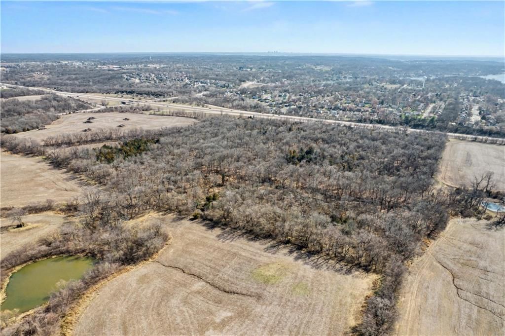 Outer Road West & N Amity Avenue — photo 24