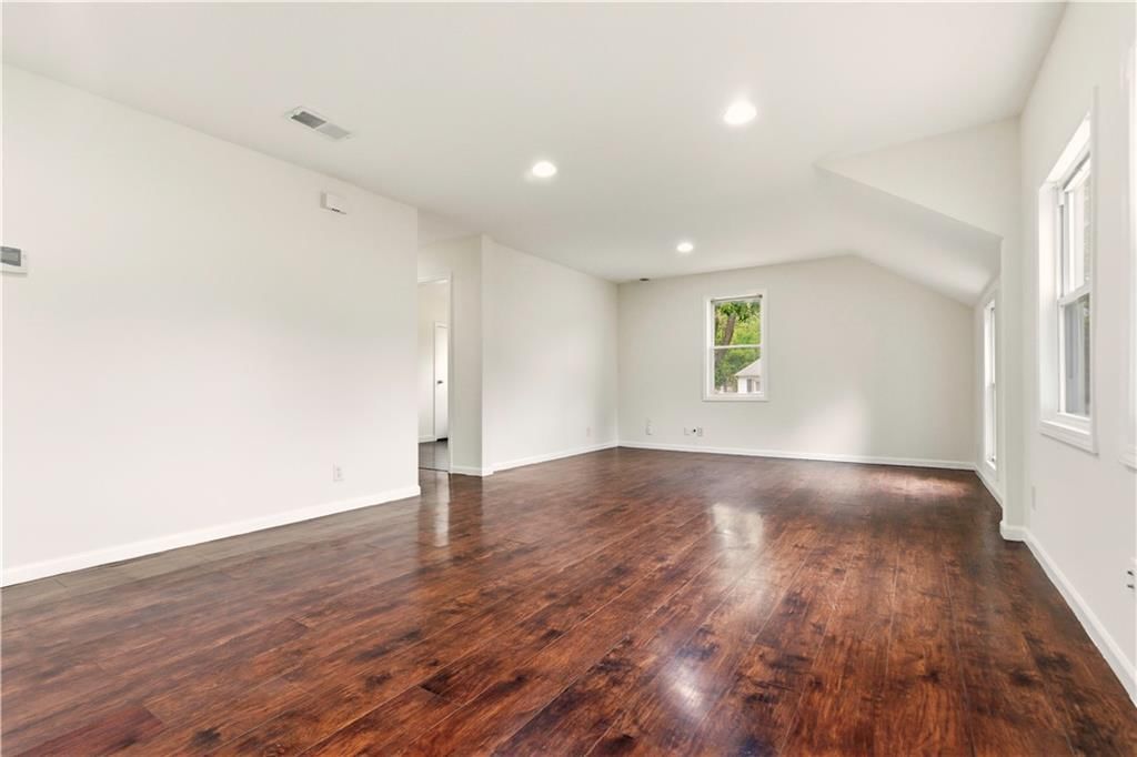 8100 Lowell Avenue — photo 4