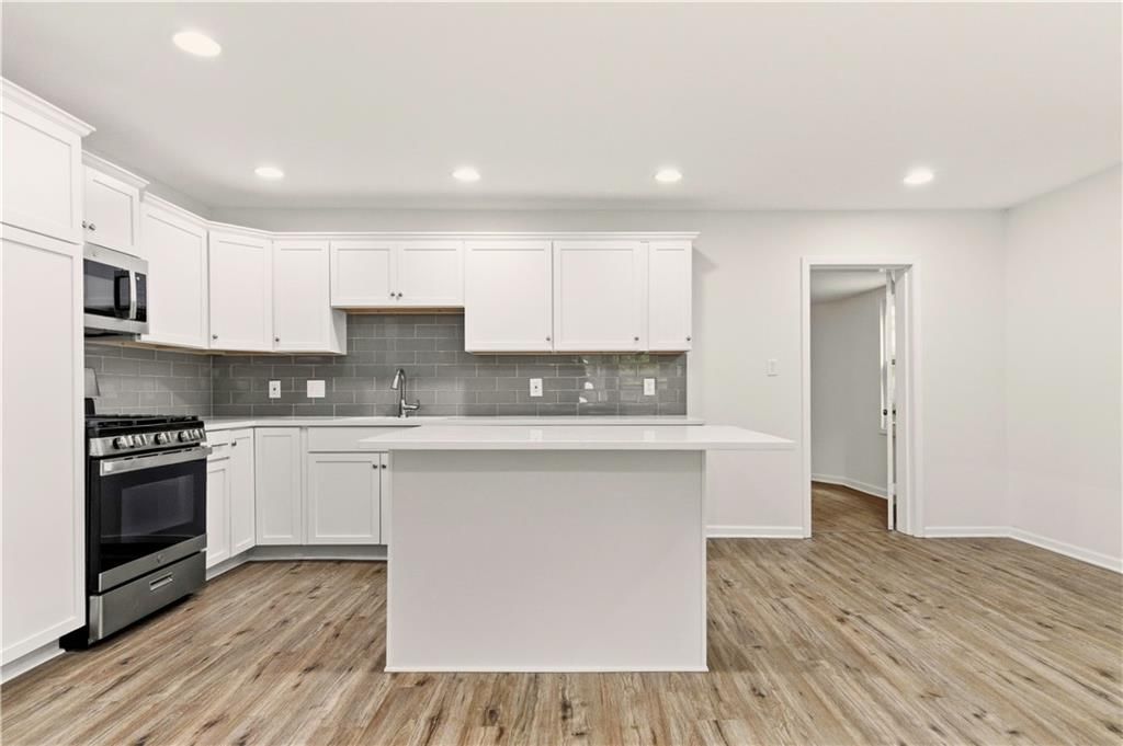 8100 Lowell Avenue — photo 21