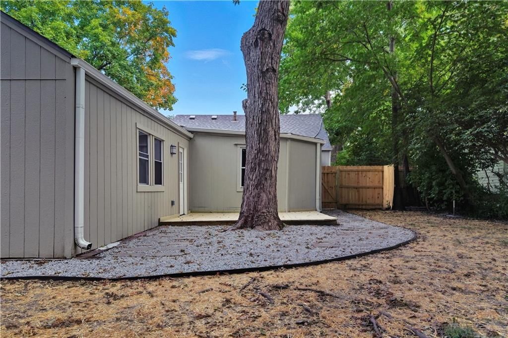 8100 Lowell Avenue — photo 35