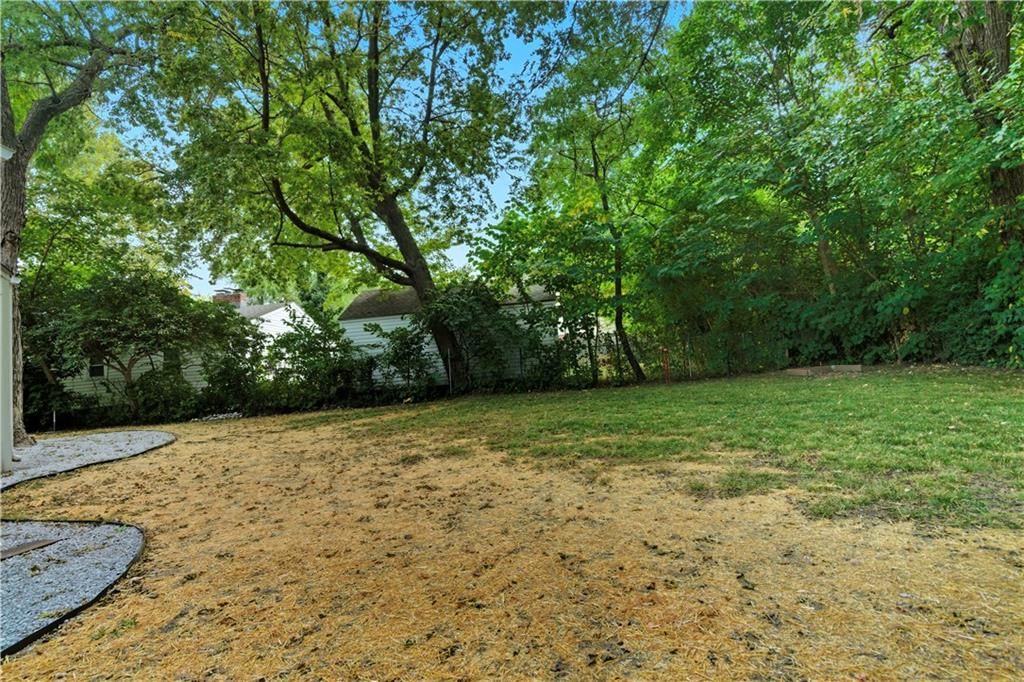 8100 Lowell Avenue — photo 38