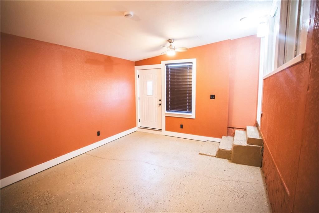 1016 N 11th Street — photo 27