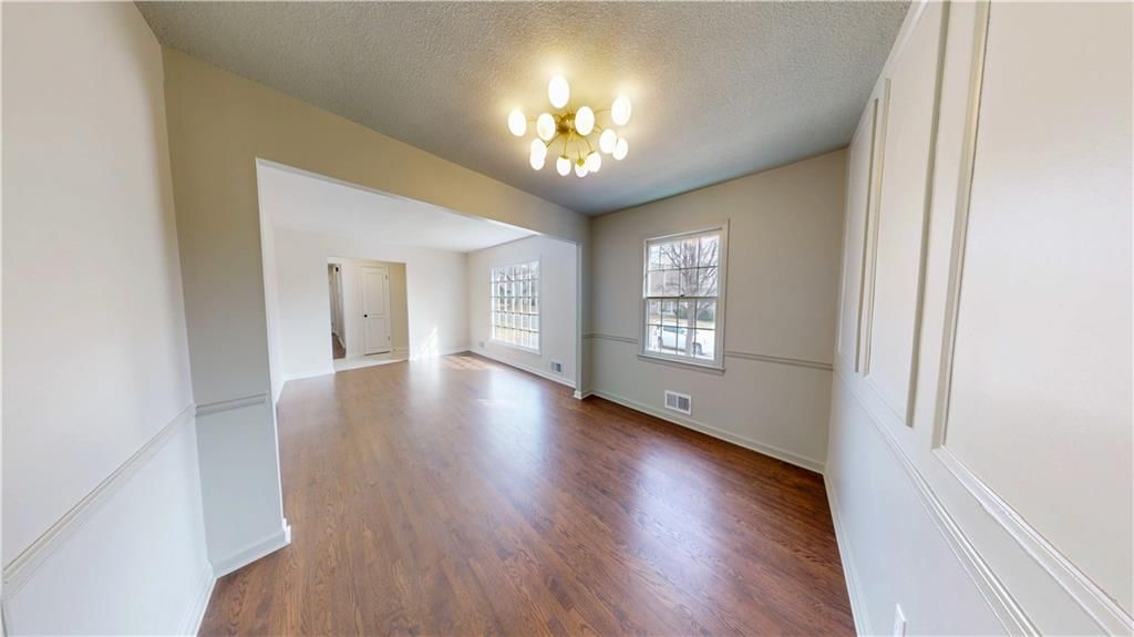 10128 Broadmoor Street — photo 9